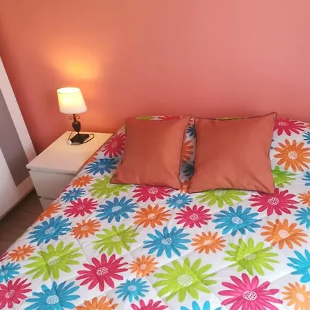 Hostal-private Descanso Y Relax فندق مبيت وإفطار 3*